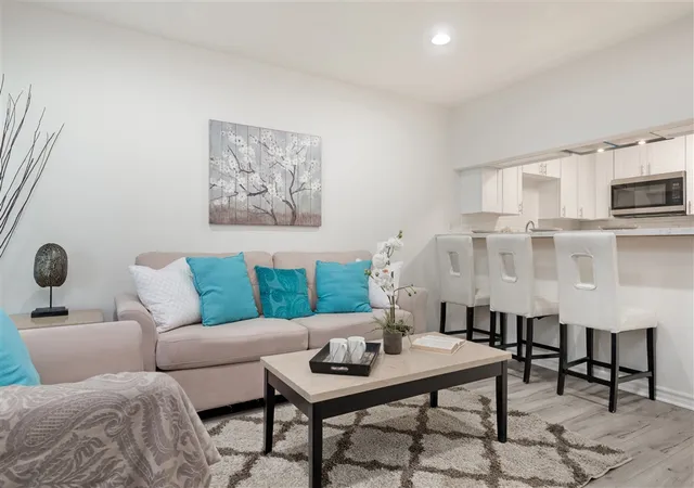 1631-bayview-hts-dr-7-san-diego-ca-92105/hzid_980d6758