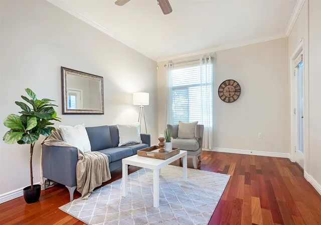 1642-7th-avenue-122-san-diego-ca-92101/hzid_18efd8d9