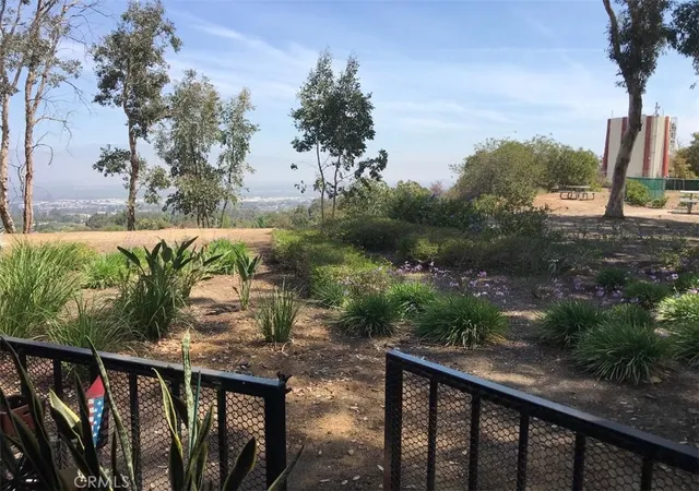 2552-avenida-del-vista-s103-corona-ca-92882/hzid_1a9c7391