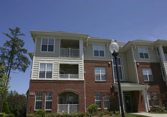1034-arborgate-cir-1034-chapel-hill-nc-27514/hzid_e243c29c