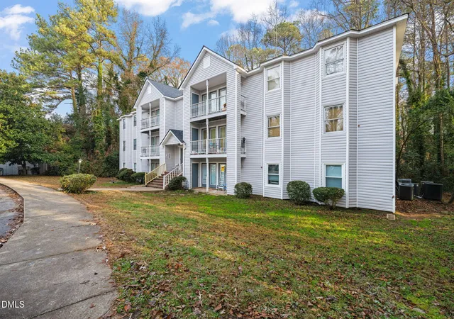 1300-park-glen-dr-102-raleigh-nc-27610/hzid_0562f7c7
