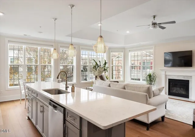10530-sablewood-dr-215-raleigh-nc-27617/hzid_f8f2a468