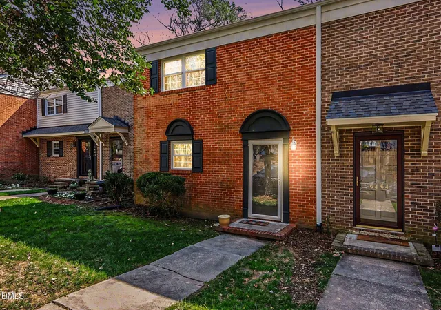 6407-new-market-way-raleigh-nc-27615/hzid_0c15da3b