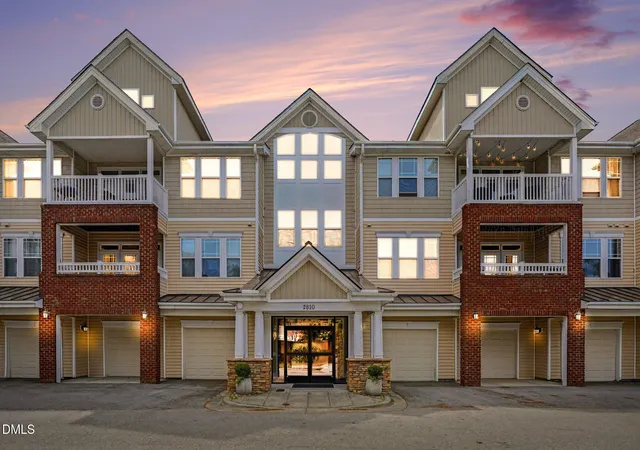 2810-bedford-green-dr-305-raleigh-nc-27604/hzid_e80e00fb