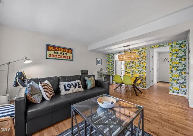105-fidelity-st-b19-carrboro-nc-27510/hzid_dda5d120
