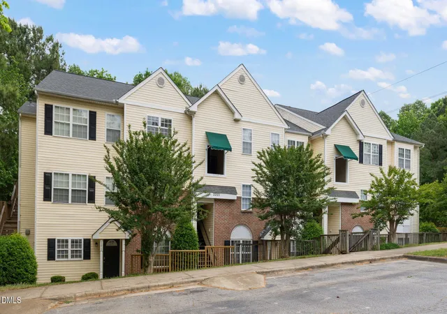 2201-mountain-mist-ct-301-raleigh-nc-27603/hzid_35fc9310