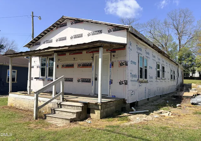 206-s-4th-street-pinetops-nc-27864/hzid_fe9bf78a