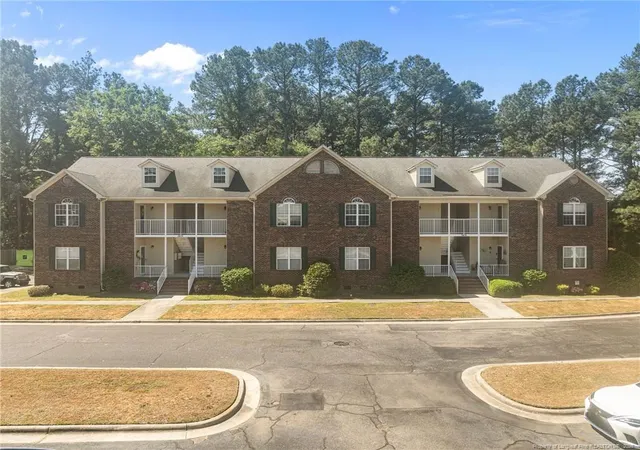 3421-lainey-ln-c-fayetteville-nc-28314/hzid_eb3e7ddd