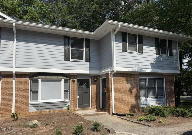 112-old-cooper-sq-unit-4-chapel-hill-nc-27517/hzid_973e8789