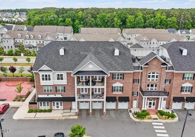 800-gathering-park-cir-304-cary-nc-27519/hzid_e37b4010