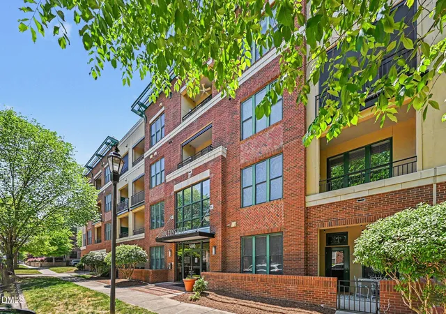 300-finsbury-st-apt-306-durham-nc-27703/hzid_62362ba7
