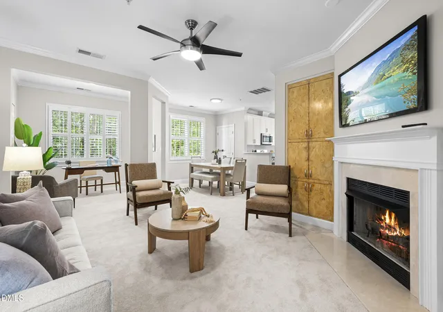 100-northbrook-dr-207-raleigh-nc-27609/hzid_2b8c538f