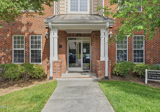 911-providence-glen-dr-chapel-hill-nc-27514/hzid_2a522852
