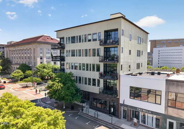 130-e-main-st-apt-201-durham-nc-27701/hzid_c14eb10a