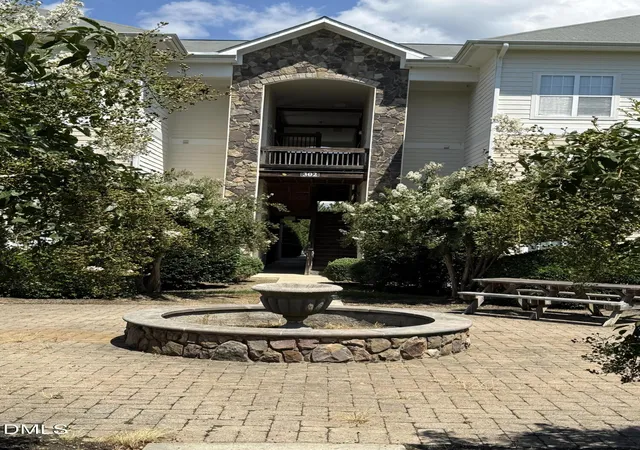 203-campus-walk-trl-203-elon-nc-27244/hzid_38ee0156