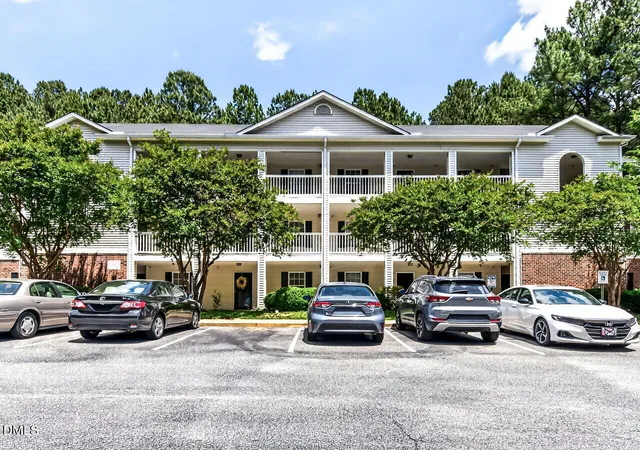 3000-trailwood-pines-ln-103-raleigh-nc-27603/hzid_a468f100