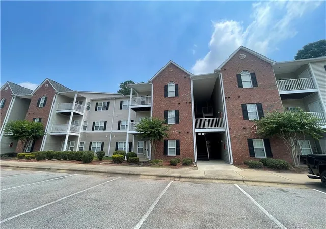 635-306-marshtree-ln-fayetteville-nc-28314/hzid_fa3aa9c7