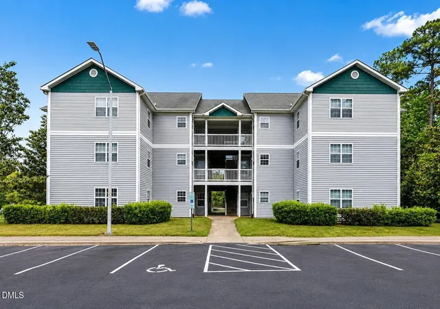2031-wolfmill-dr-301-raleigh-nc-27603/hzid_dd0a940b