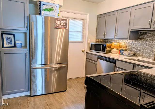 220-elizabeth-st-apt-f3-chapel-hill-nc-27514/hzid_c7c0ce62