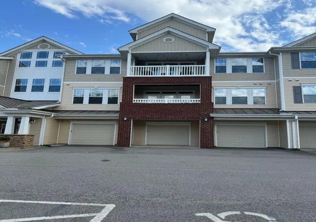 2810-bedford-green-dr-211-raleigh-nc-27604/hzid_253f6ca4