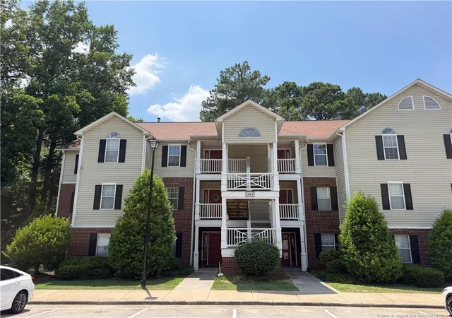 302-bubble-creek-ct-6-fayetteville-nc-28311/hzid_f9a7ba61