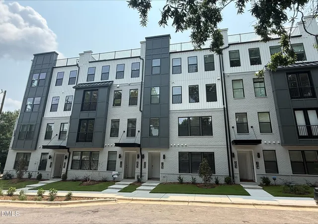110-byrum-st-302-cary-nc-27511/hzid_c30ca668