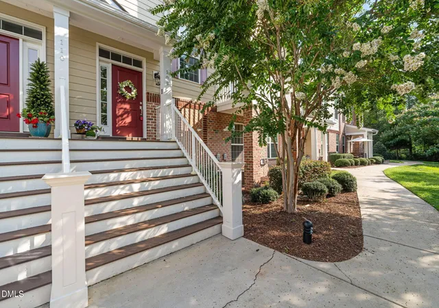 10210-sablewood-dr-109-raleigh-nc-27617/hzid_2cd5563e
