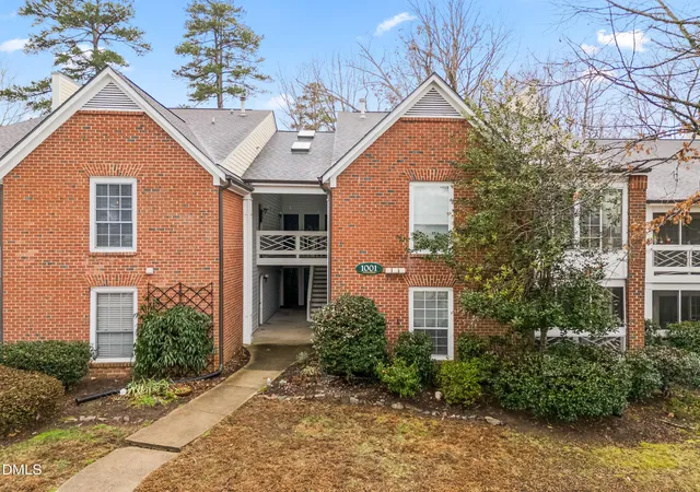 1001-kingswood-dr-chapel-hill-nc-27517/hzid_2d7bad4d