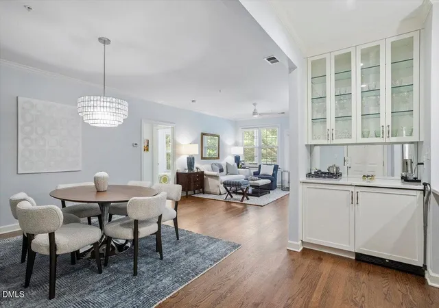 3001-anderson-dr-103-raleigh-nc-27609/hzid_9da1b5ec