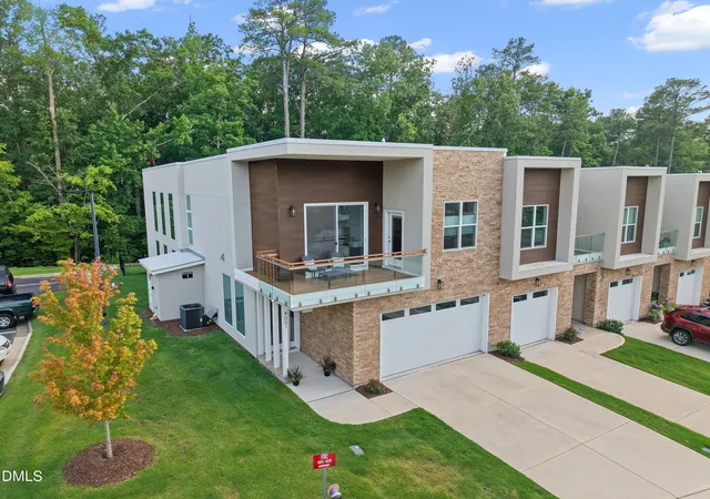 4001-southpoint-landing-way-durham-nc-27707/hzid_06b971c9