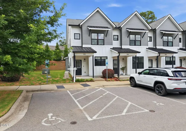 6810-milligan-way-105-raleigh-nc-27613/hzid_9e0c3002
