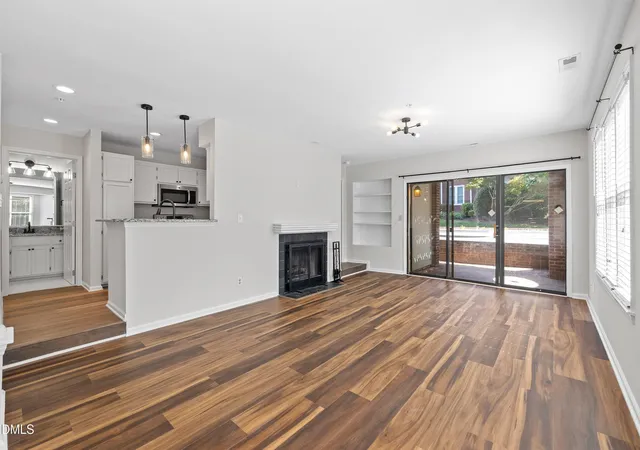 1021-brighthurst-dr-103-raleigh-nc-27605/hzid_aa0d513f