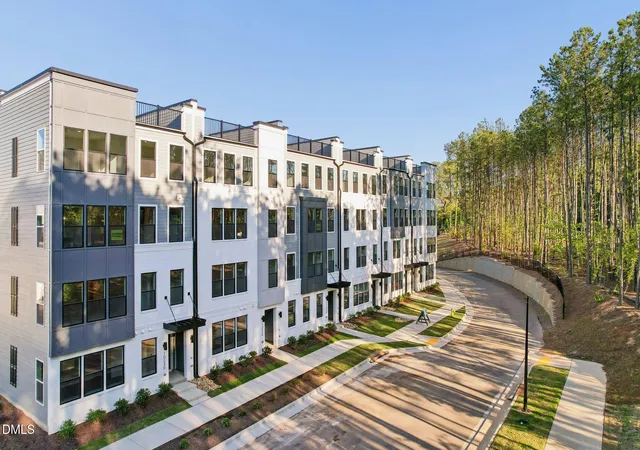 10548-bailey-branch-dr-201-raleigh-nc-27614/hzid_34034e40