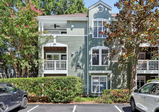 1021-nicholwood-dr-201-raleigh-nc-27605/hzid_a0cd7c93