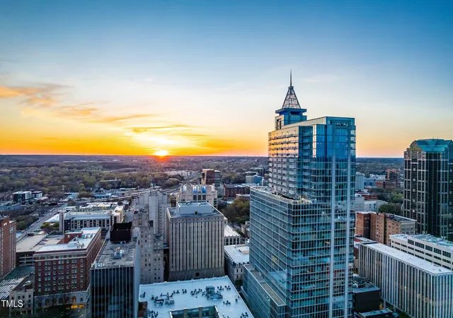 301-fayetteville-st-2601-raleigh-nc-27601/hzid_5f36b4f4