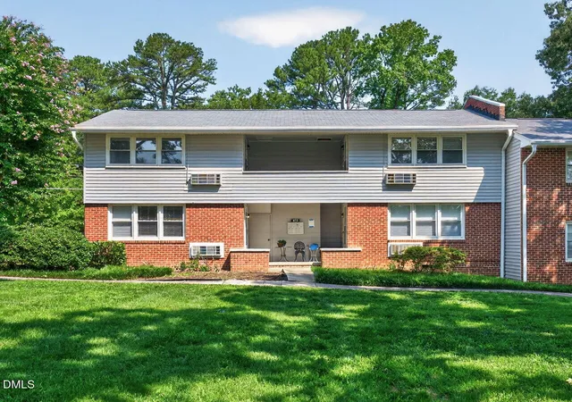 813-daniels-c-raleigh-nc-27605/hzid_0ed657c6