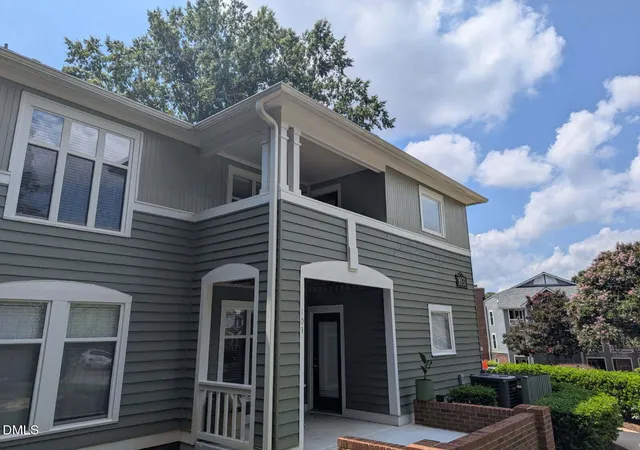 1031-nicholwood-dr-203-raleigh-nc-27605/hzid_6081215d