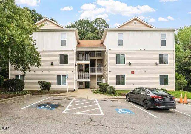 1501-graduate-ln-raleigh-nc-27606/hzid_05db4612