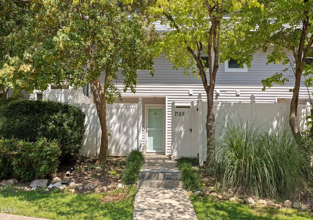 7185-sandy-crk-dr-raleigh-nc-27615/hzid_16c2f698