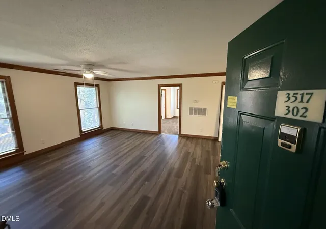 3517-ivy-commons-dr-302-raleigh-nc-27606/hzid_975ce062