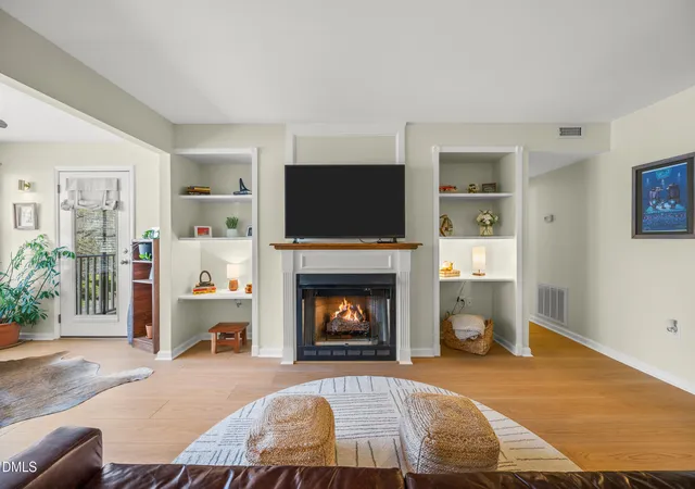 1312-hillbrow-ln-raleigh-nc-27615/hzid_3d2706f2