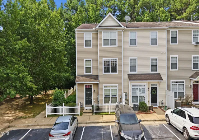 8621-neuse-clb-ln-raleigh-nc-27616/hzid_9beaa0e7