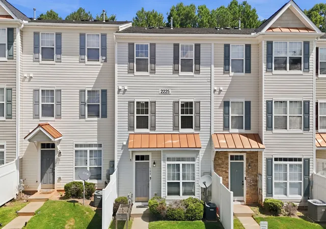 2225-raven-rd-104-raleigh-nc-27614/hzid_2c640329