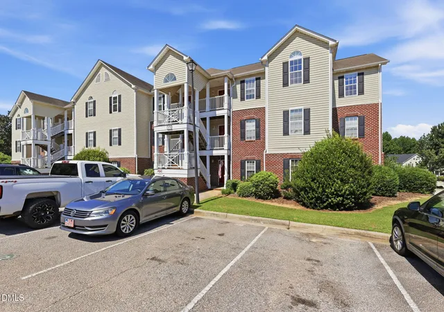 370-bubble-creek-ct-12-fayetteville-nc-28311/hzid_2c249f6d
