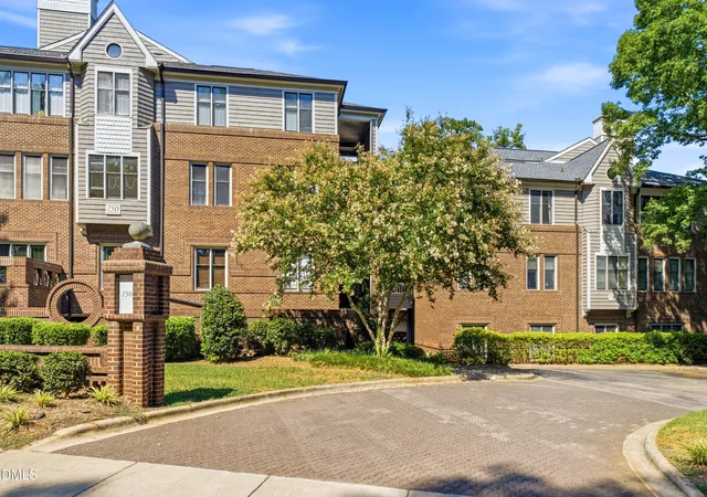 750-washington-st-302-raleigh-nc-27605/hzid_5d406179