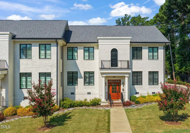607-smedes-pl-a-raleigh-nc-27605/hzid_429cd96a