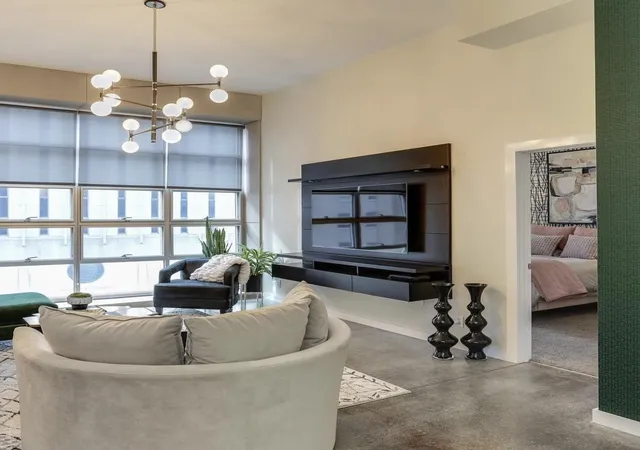 319-fayetteville-st-411-raleigh-nc-27601/hzid_e88c4b63