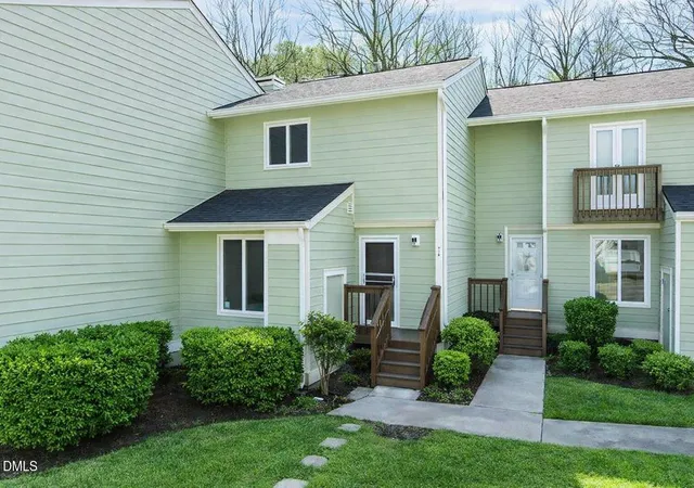 250-s-estes-dr-71-chapel-hill-nc-27514/hzid_24aa0475