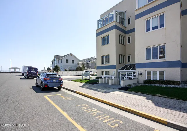 15-garfield-ave-102-avon-by-the-sea-nj-07717/hzid_cab9071c