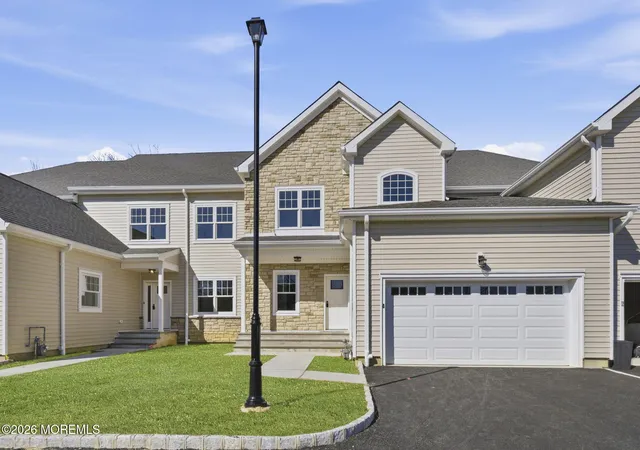 12-remington-ct-1000-farmingdale-nj-07727/hzid_031a3da9